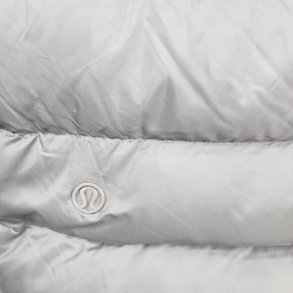 Lululemon Women's Black Brave The Cold Down Puffer Parka Jacket Size 2 - Picture 5 of 7